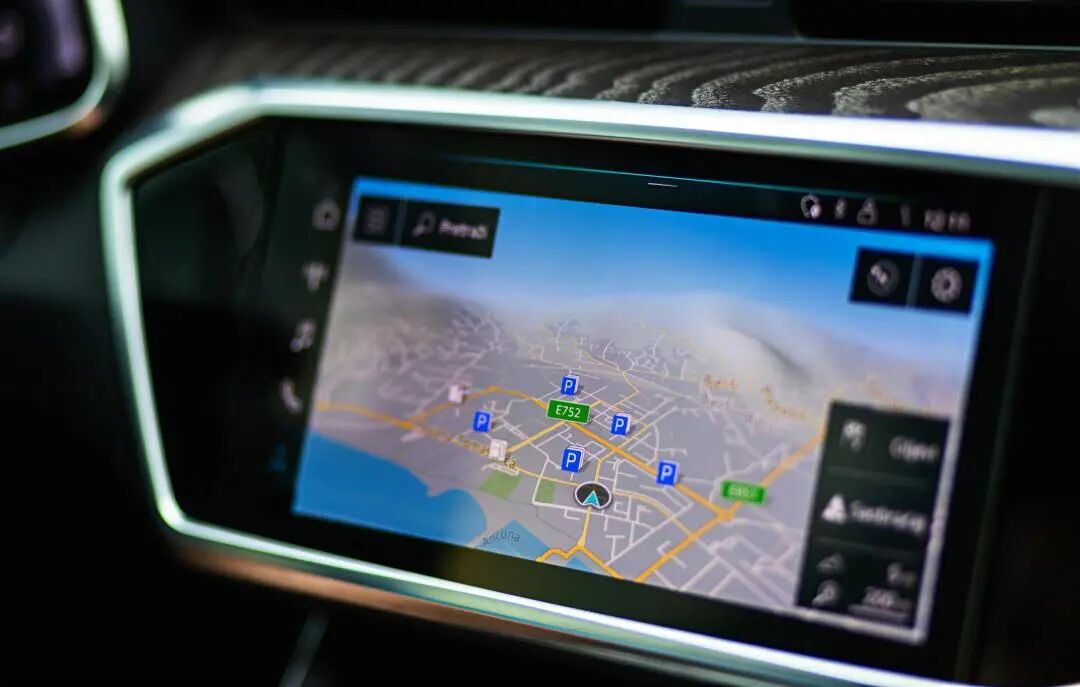 Automotive electronics: in-vehicle navigation and instrument cluster